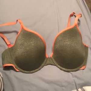 Victoria’s Secret bra